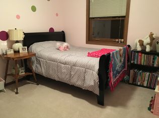 1113 David Ln, Green Bay, WI 54313