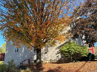 9954 Vermont Hill Rd, Holland, NY 14080