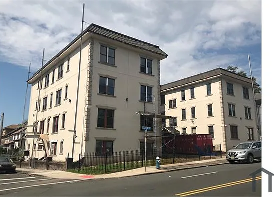 2 bed, $1,750 — Photo 4
