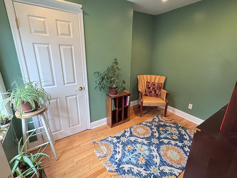 1818 Webster St — Photo 10
