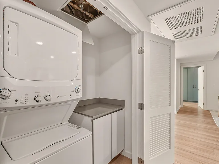The Sophia - 1759 N Gower St — Photo 16