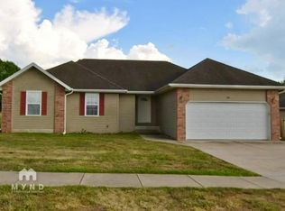 800 W Ridgecrest St, Ozark, MO 65721