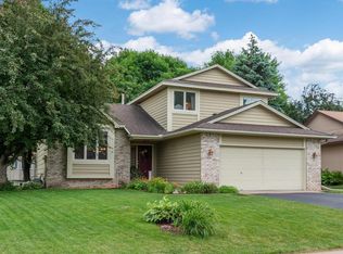 9645 Lakeside Trl, Champlin, MN 55316