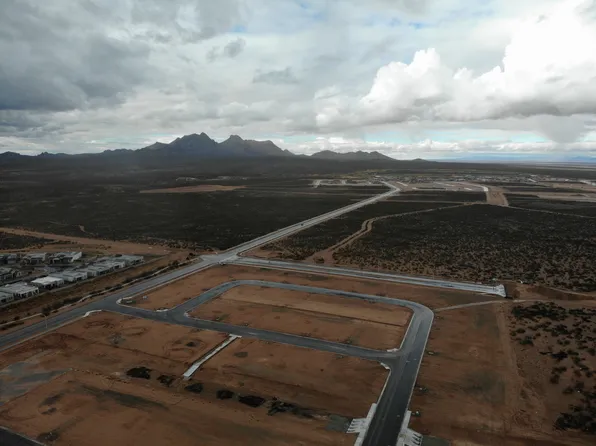 Mangowood Plan, Crimson Sky