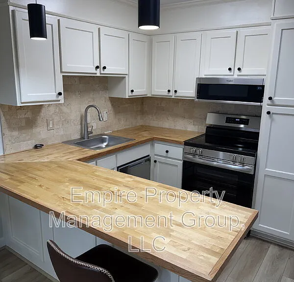 1700 Dalloz Rd #D — Photo 8