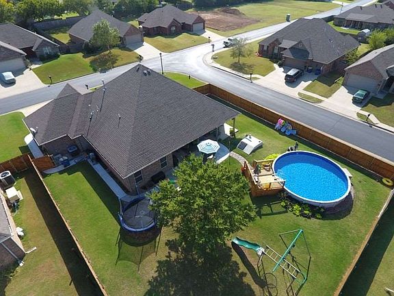 3rd image of 3018 S Eagle Summit Dr