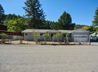 38 Palomino Way, Garberville, CA 95542