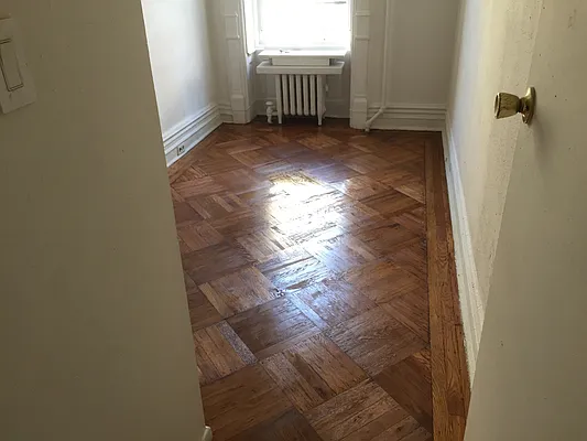 Rented by Joe Gotham LTD | media 32