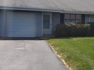 2309 Buttercup Ln, Crest Hill, IL 60403