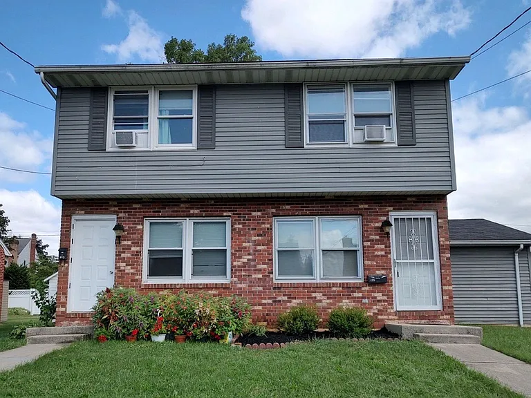 225 McKnight St — Photo 16