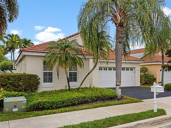 3rd image of 332 Bridgeton Rd