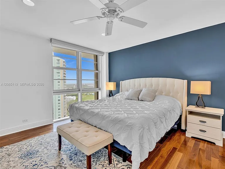 2451 S Brickell Ave #20M — Photo 29