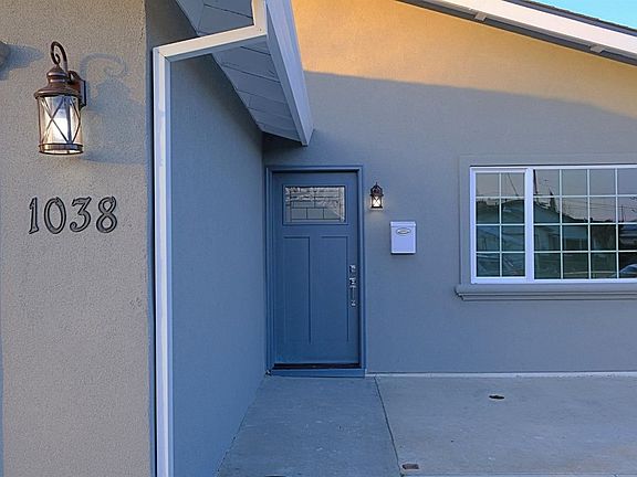 3rd image of 1038 Taber St