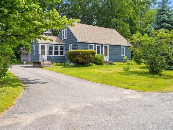 16 Woodland Avenue, Lisbon, ME 04252