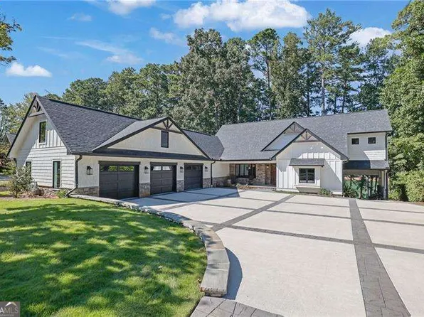 3275 Lanier Beach South Rd, Cumming, GA 30041
