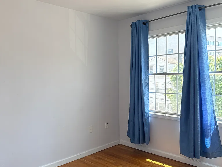 322 Baldwin Ave #2 — Photo 8