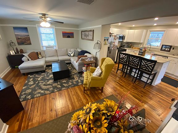 5th image of 546 Fairview Pl