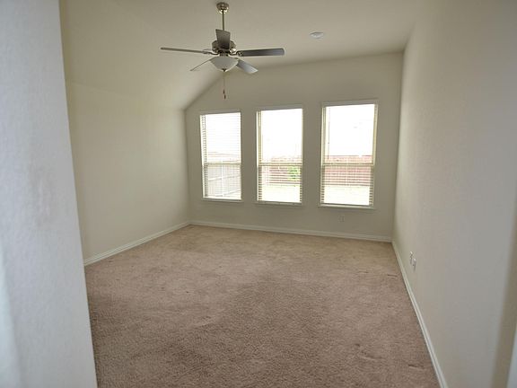 2nd image of 1365 Rockwell Dr