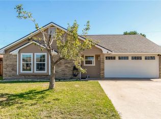 3618 Brighton Dr, Bryan, TX 77802