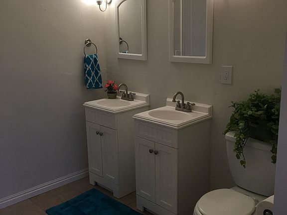 5th image of 3636 W Paige Ln #2