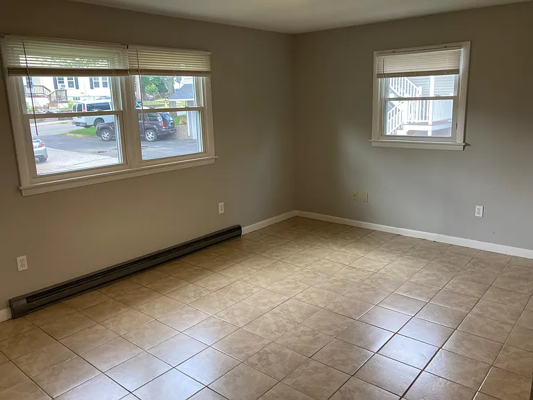 25 Randall St #A — Photo 7