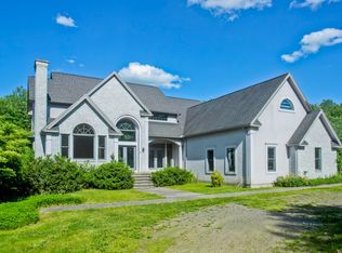 61 Prospect Hills Dr, East Longmeadow, MA 01028