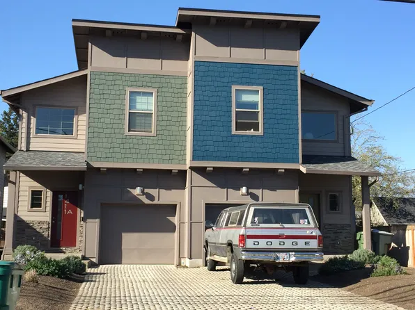 1411 E 2nd St Unit A, Newberg, OR 97132