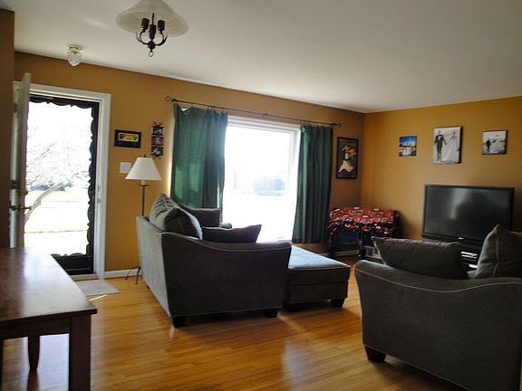 4th image of 29637 Rosebriar St