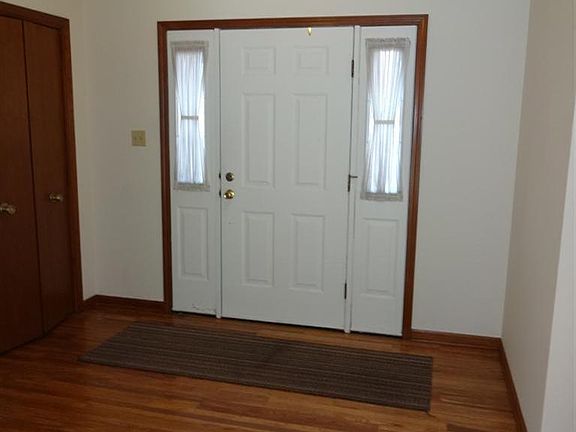 2nd image of 19 Glen Eagles Dr