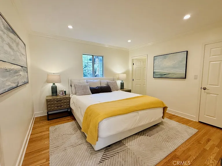 7621 Norton Ave — Photo 12