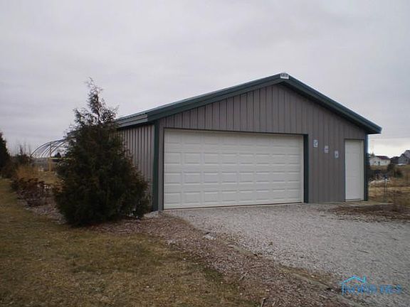 2nd image of 20915 N Main St