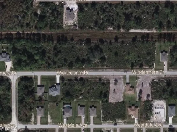 506 Windermere Dr, Lehigh Acres, FL 33972
