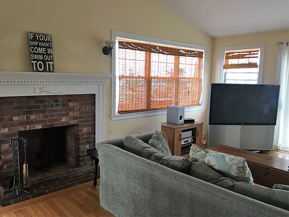 5th image of 108 Saltaire Ave