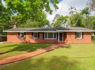 2106 Azalea Dr, Valdosta, GA 31602