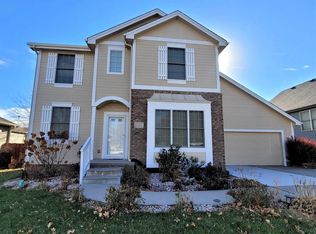 17055 Drexel St, Omaha, NE 68135