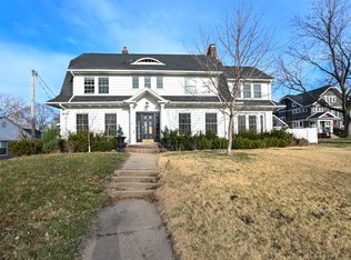 510 Knollwood Dr SE, Cedar Rapids, IA 52403