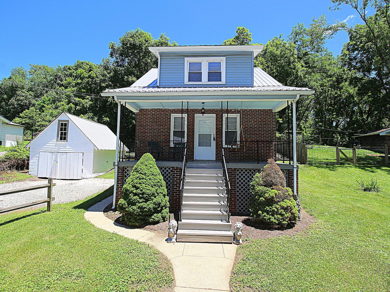 2215 Hollins Rd NE, Roanoke, VA 24012 Zillow
