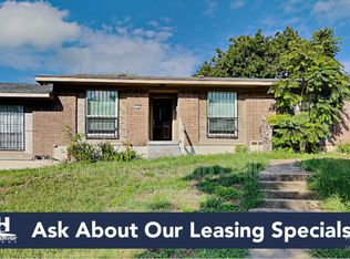 219 Creek Cove Dr, Dallas, TX 75217