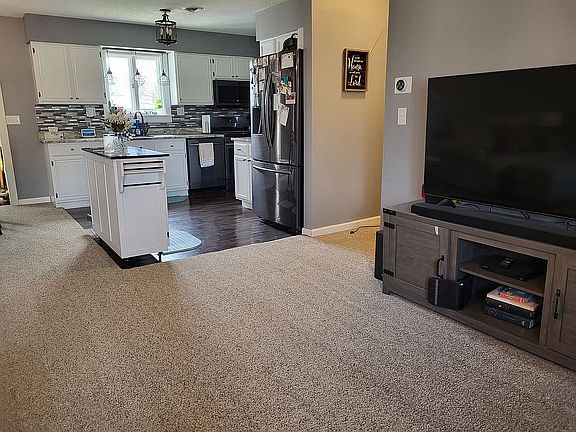 4th image of 512 Fairview Dr