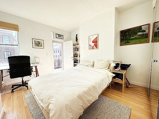 3rd image of 117 S 1st St #2