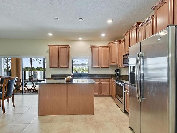 4th image of 2851 Atherton Dr
