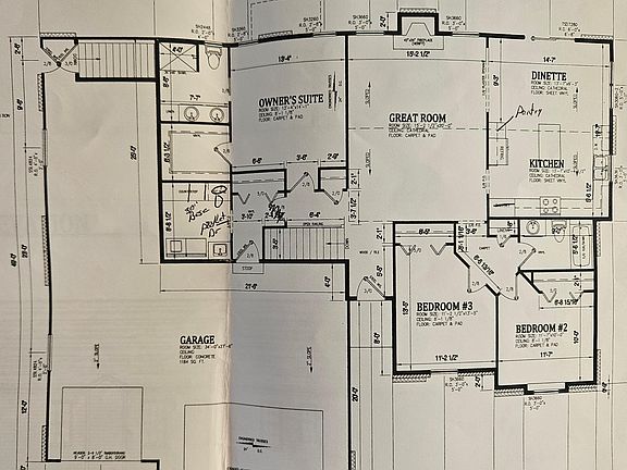 Extra deep third garage stall, 1600+ sq ft w/ unfinished basement.