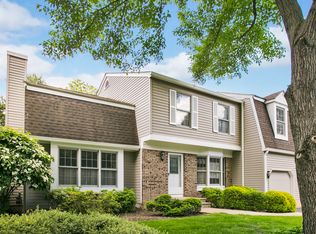 7 Fairbanks Ln, Basking Ridge, NJ 07920