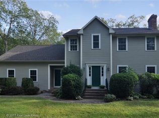 22 Stone Bridge Way, Hope Valley, RI 02832
