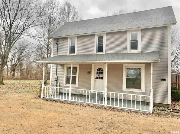 1110 N Maple St, Carterville, IL 62918