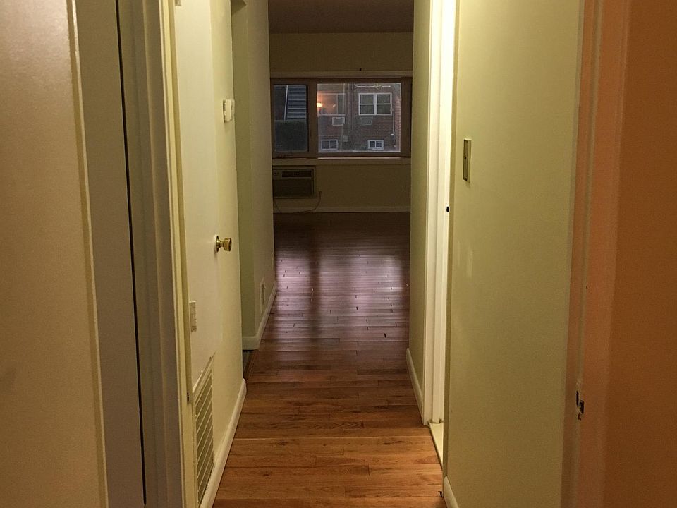 1st image of 10532 Flatlands 1 St