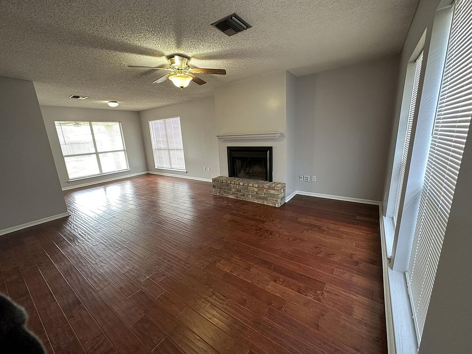 1st image of 118 Beacon Dr