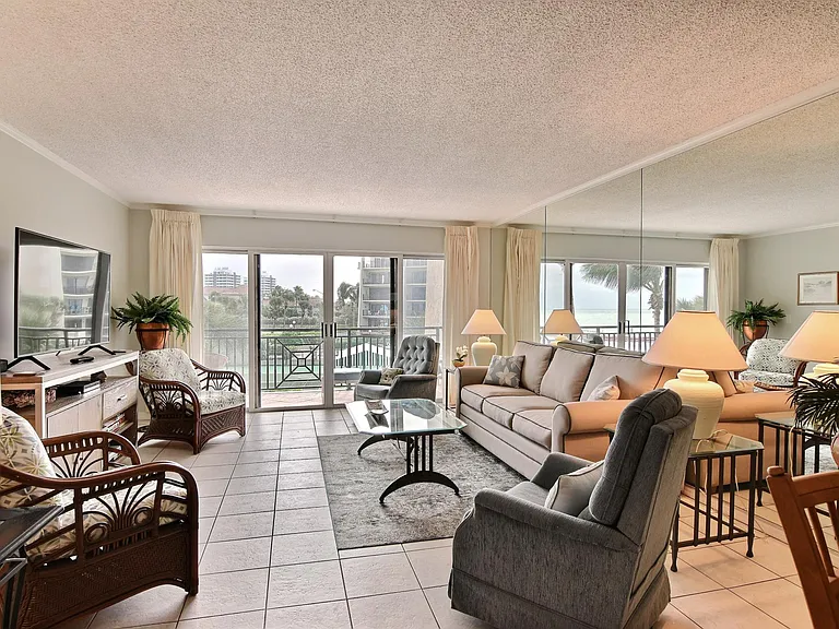3939 Ocean Dr #302B — Photo 7