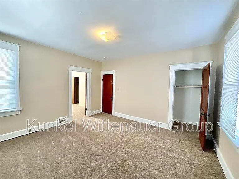 907 N Church St — Photo 11