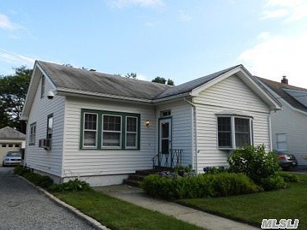 1st image of 167 W Marie St